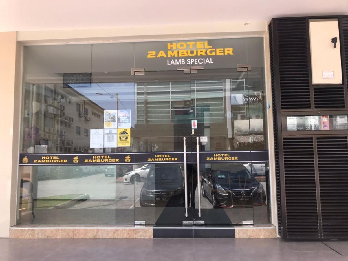 Malacca Hotel Zamburger Lamb Special מראה חיצוני תמונה